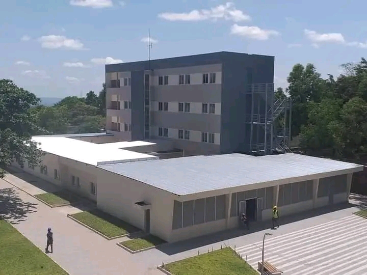 Le bâtiment réhabilité à l'UPN