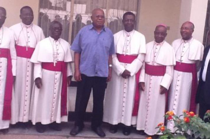 Etienne Tshisekedi aux côtés des prélats catholiques