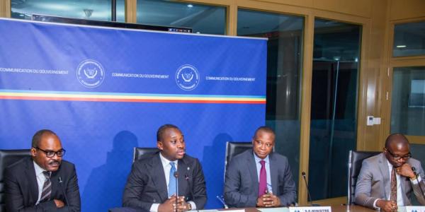Réunion du gouvernement congolais pour l'exploitation des infrastructures aeroportuaires 