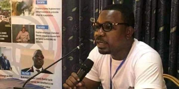 Le journaliste Edmond Izuba DG du site Opinion-info.cd