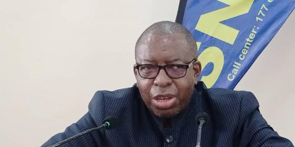 Jean-Bosco Kayombo ancien directeur général de la société nationale d'électricité (SNL)