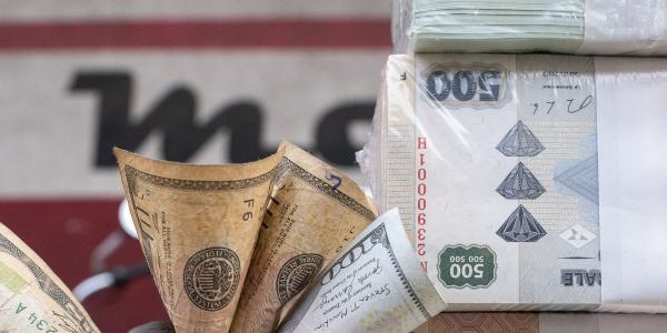 Un changeur de monnaie à Kinshasa 