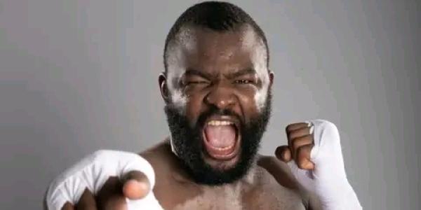 Le Boxeur congolais Martin Bakole 