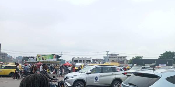 Image du rond-point des Huileries à Kinshasa 