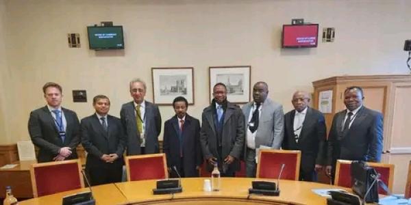 Christophe Mboso et les sénateurs anglais à Londres 