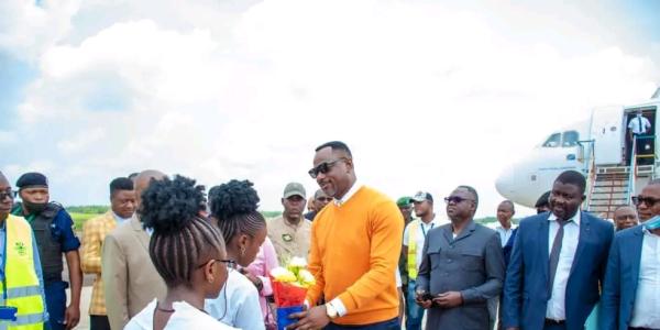 Tony Mwaba à Kisangani pour le lancement de l'ENAFEP. 