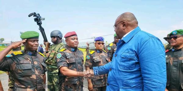 Le vice-premier ministre de la défense Jean-Pierre Bemba et les hauts gradés de FARDC à Goma