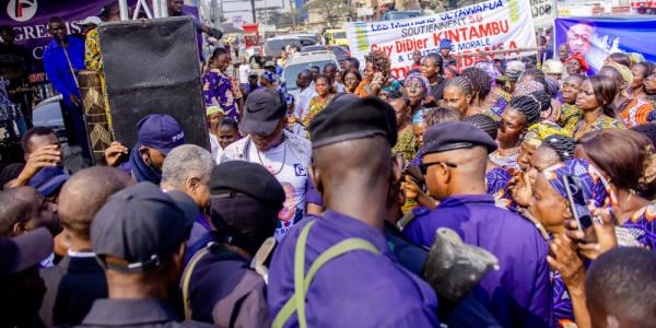 Les militants des Progressistes à Kinshasa.