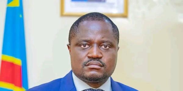 Mohindo Nzangi Ministre de L'ESU 