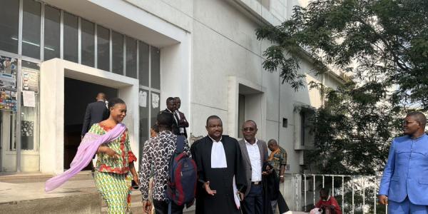 Les avocats de la famille Okende 