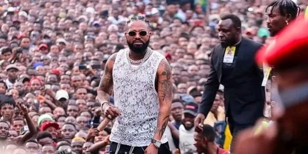 Ferré Gola lors de sa production au stade des Martyrs le 24 juin 2023