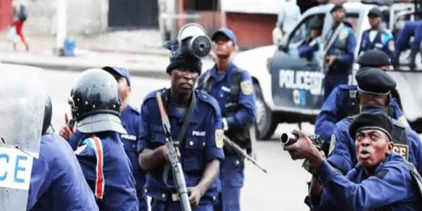 La police nationale congolaise.