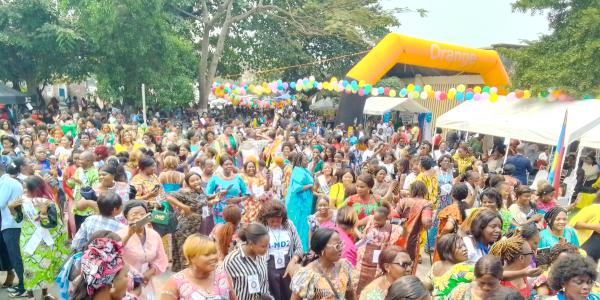 Les enseignantes célébrant la fête du préscolaire ce samedi 12 août à Kinshasa 