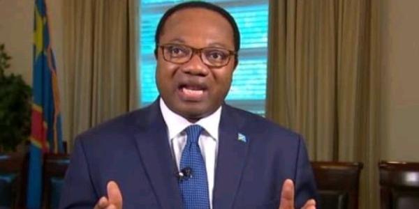 Le candidat président Noël Tshiani