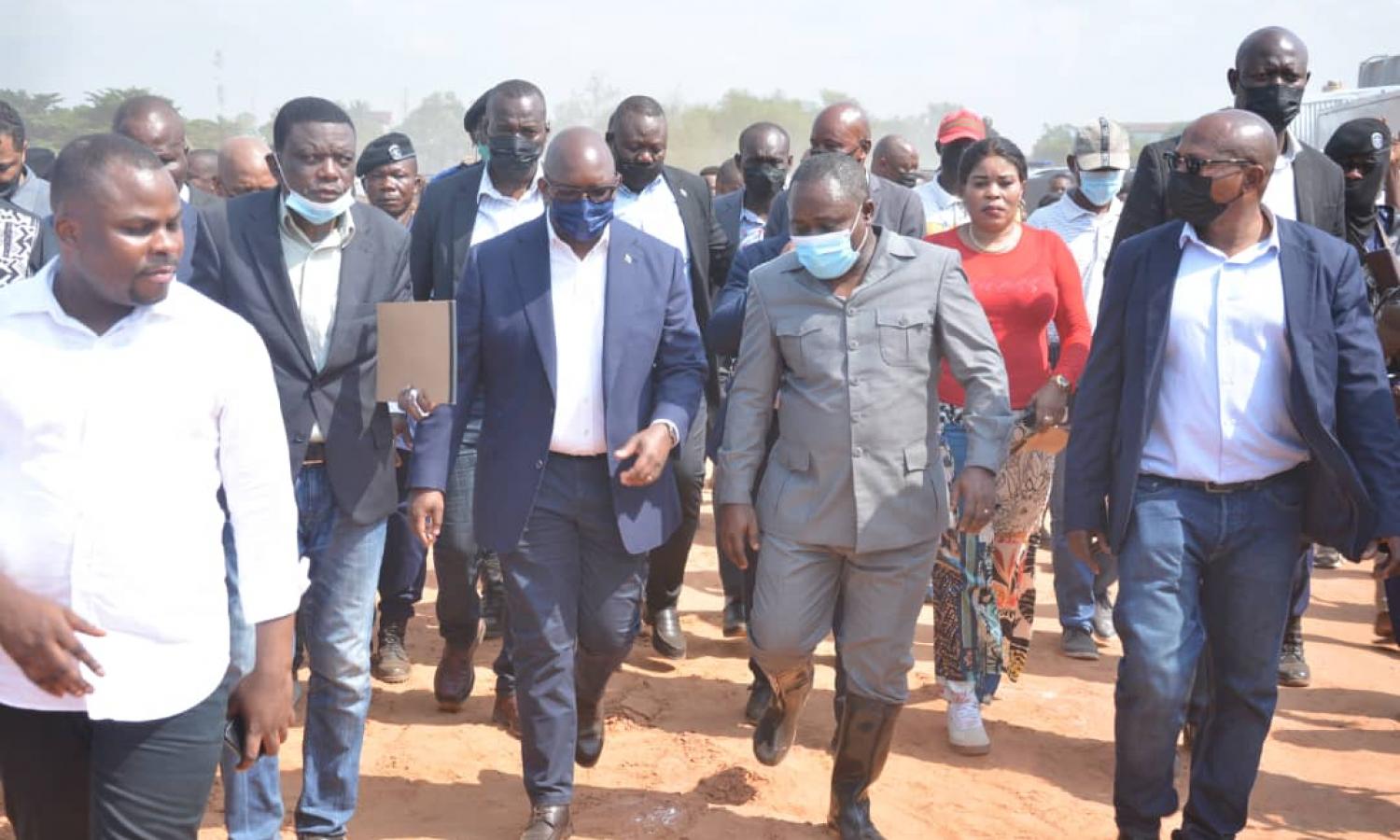 vue de la descente du Premier ministre a Kinkole
