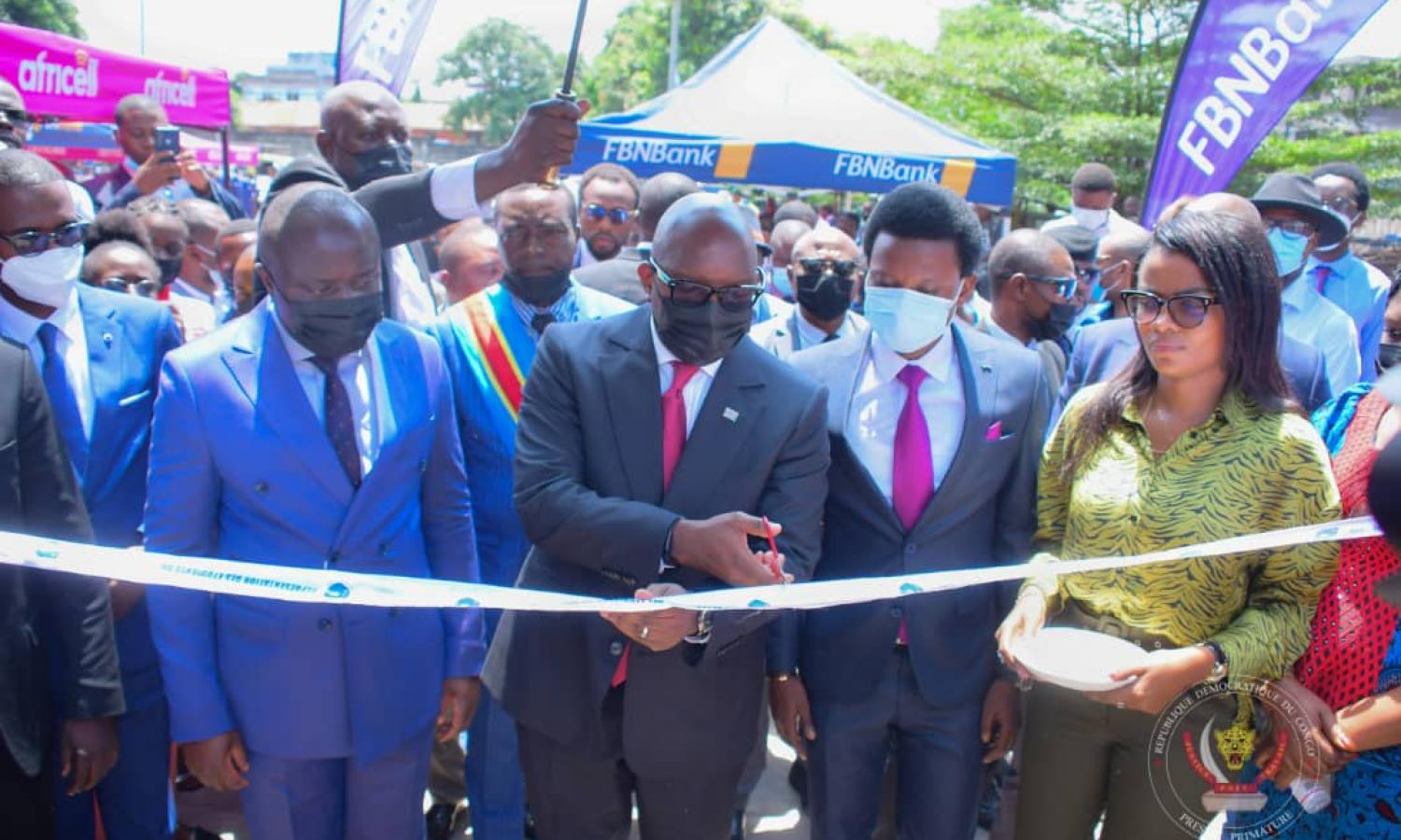 REC recoit son siege de la part du Premier Ministre