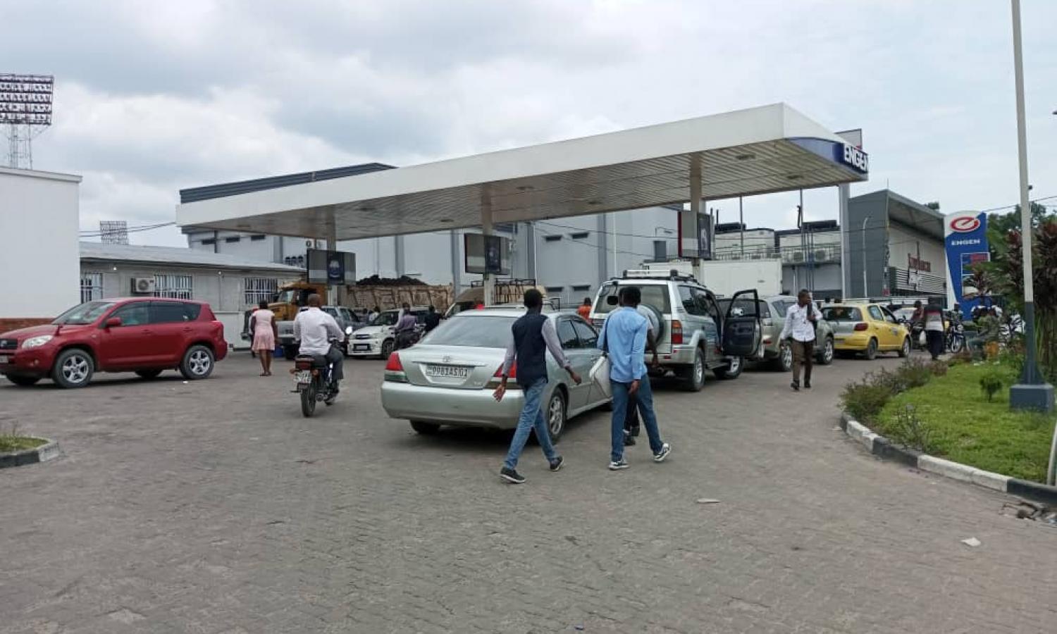 Pénurie de carburant à Kinshasa 