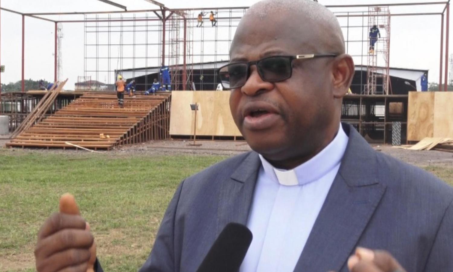  Donatien N'shole inspecte les travaux d'aménagement du site de Ndolo pour l'arrivée du Pape 