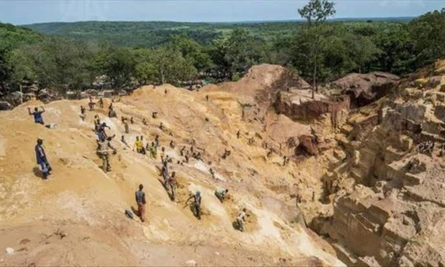 Plus de 20 morts dans un éboulement dans les mines de diamant à Tshikapa 