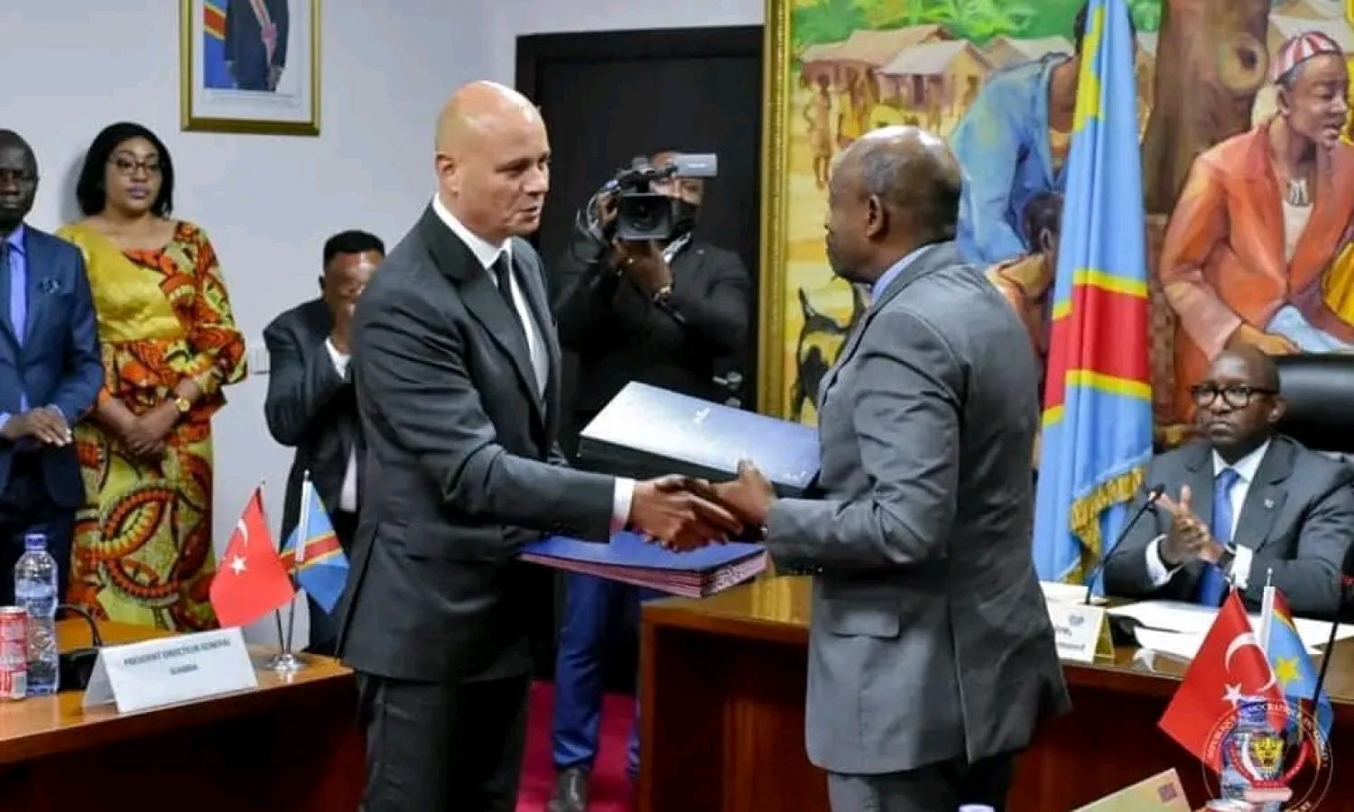Le gouvernement congolais signe un accord avec la Turquie pour la construction d'une arena