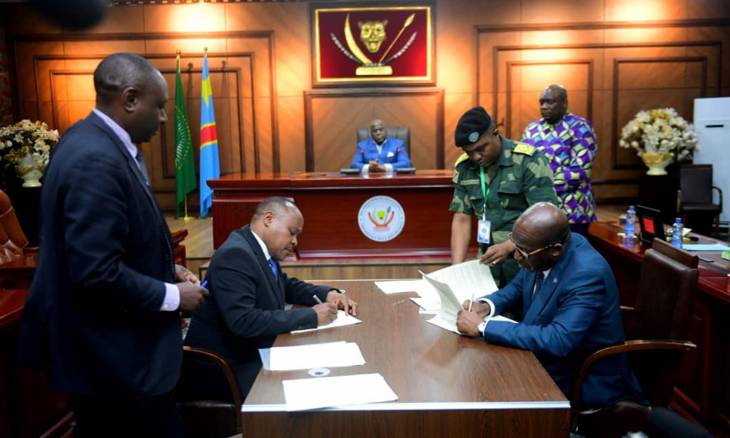 L’accord portant statuts de la force régionale de l’EAC pour la paix dans l’Est signé à Kinshasa