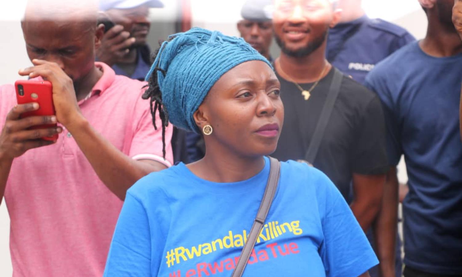 Les membres de la DYNUPS en pleine sensibilisation à Kinshasa pour la guerre à l'Est