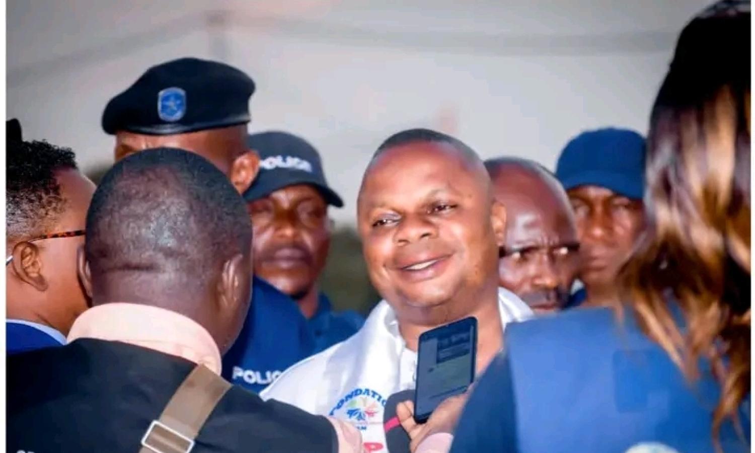 Godet Asiwel Bourgmestre Kisenso