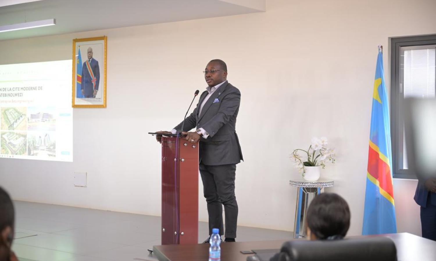 Ministère d'État Guy Loando Mboyo 