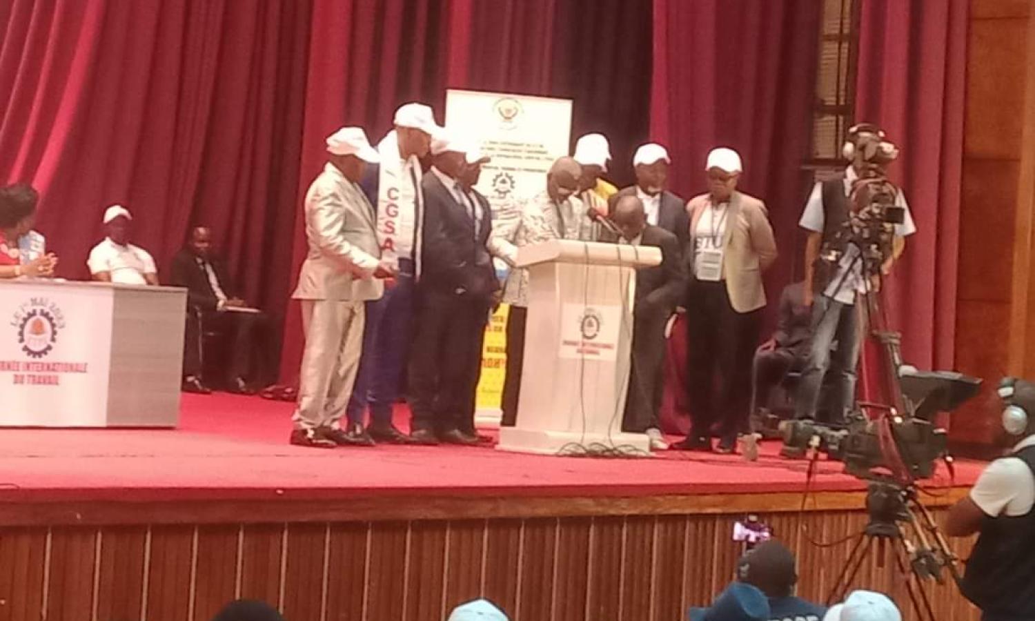 Discours du Président de l'UNTC au Palais du peuple