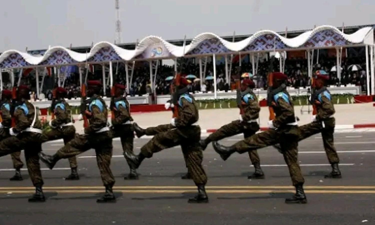 Les FARDC lors d'un défilé militaire en 2010 à Kinshasa 