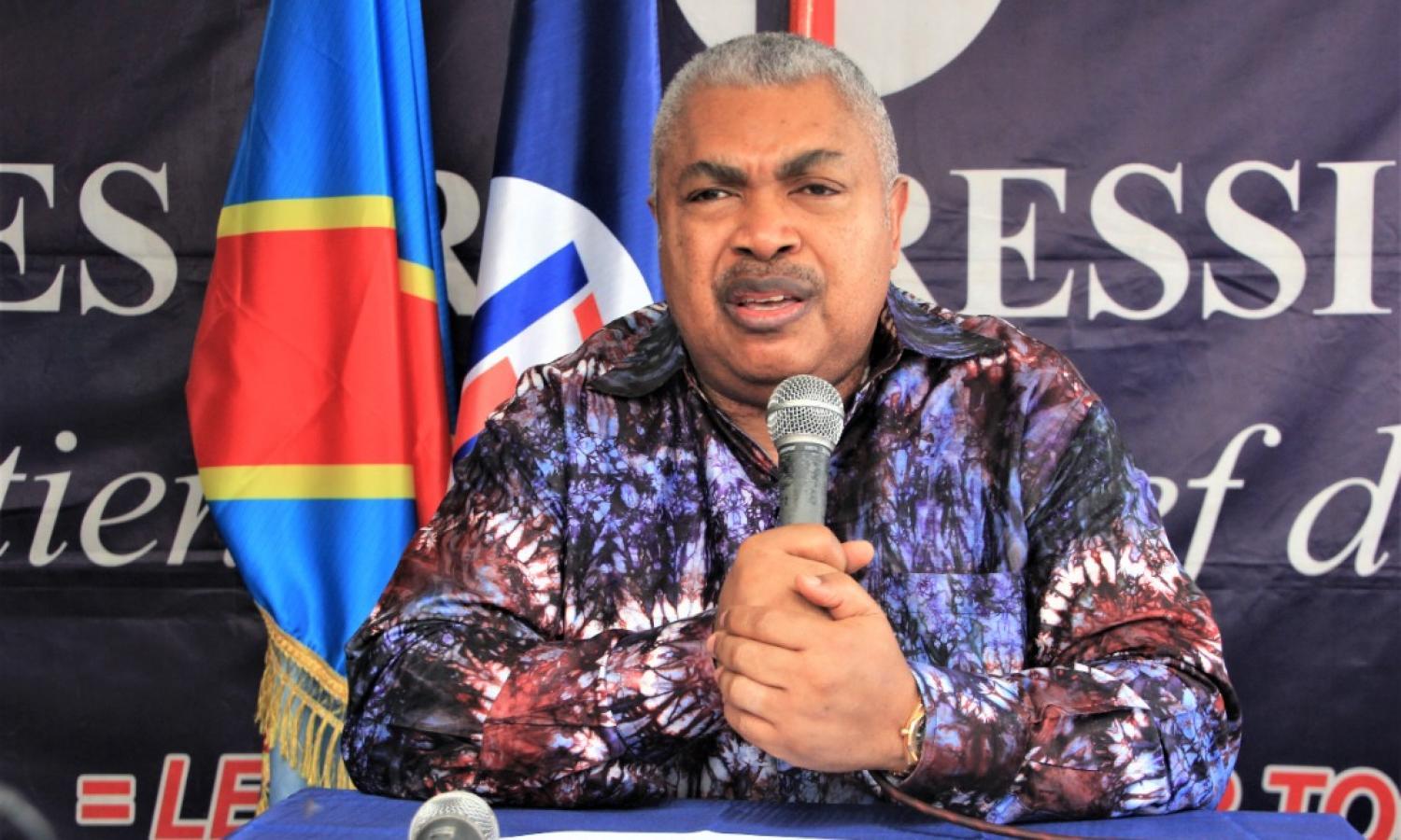 Samy Badibanga, l'autorité morale de Les Progressistes. 