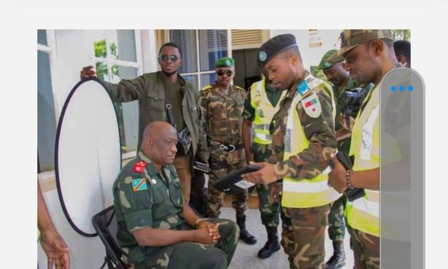 Le gouverneur militaire de l'Ituri lors du lancement des opérations de contrôle 