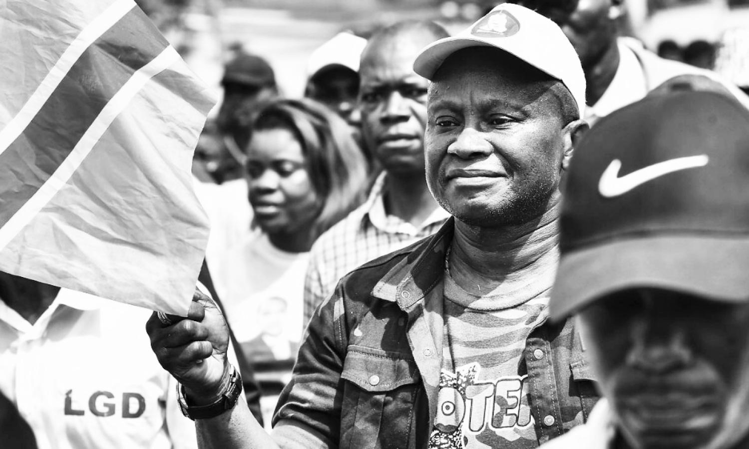 Chéribun Okende lors d'une marche de l'opposition à Kinshasa 