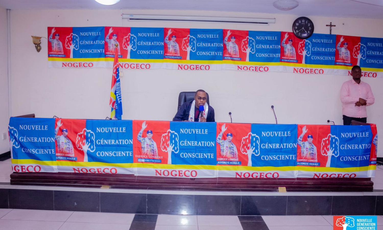L'autorité morale de la NOGECO Fabrice Lonkeke Isampembe lors de la présentation des candidats députés nationaux et provinciaux de son parti politique à Kinshasa.