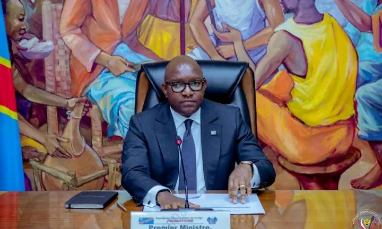 Sama Lukonde lors de la réunion avec les représentants de banque et les pétroliers