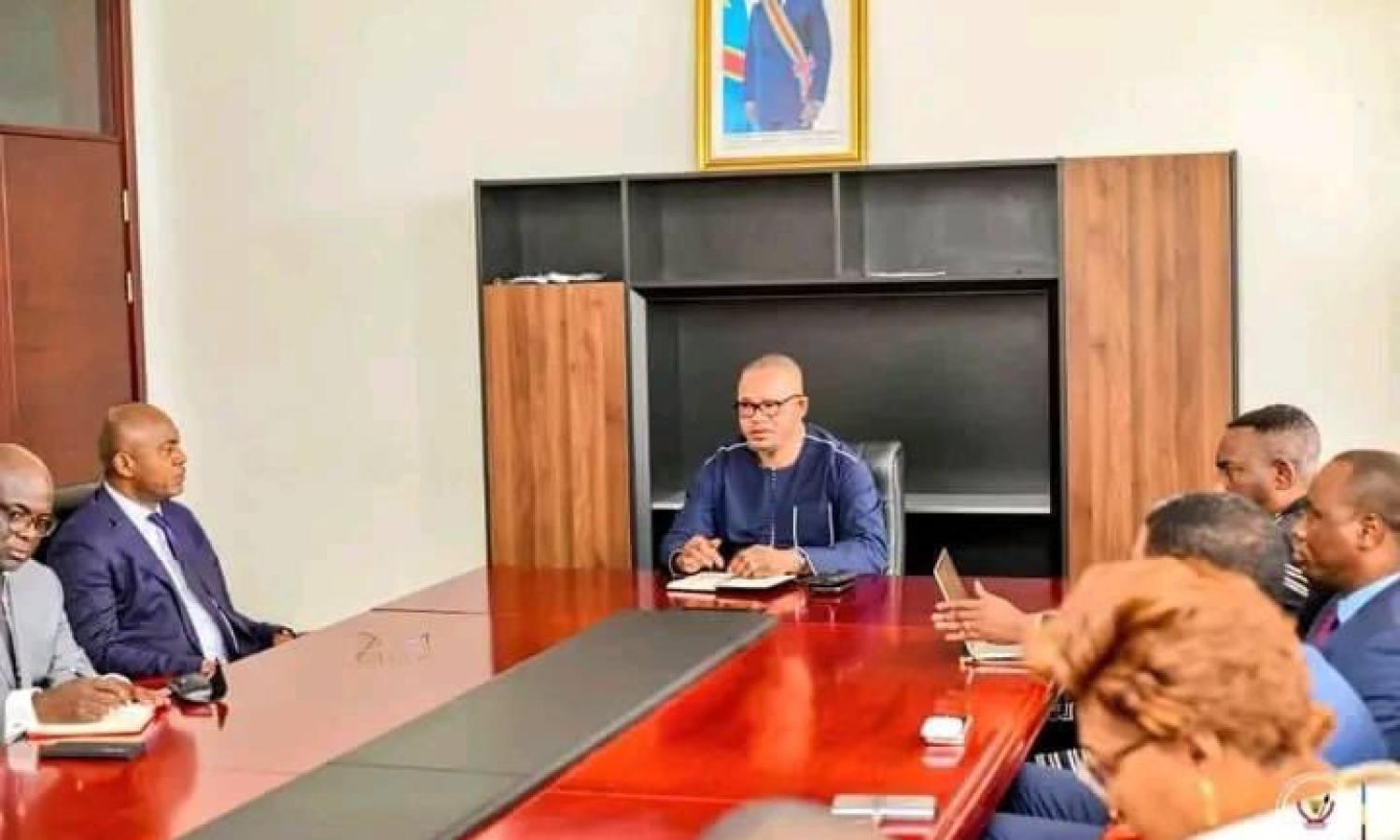 La réunion du vpm de l'intérieur Peter Kazadi et les camps Ngobila et Mpoyi 