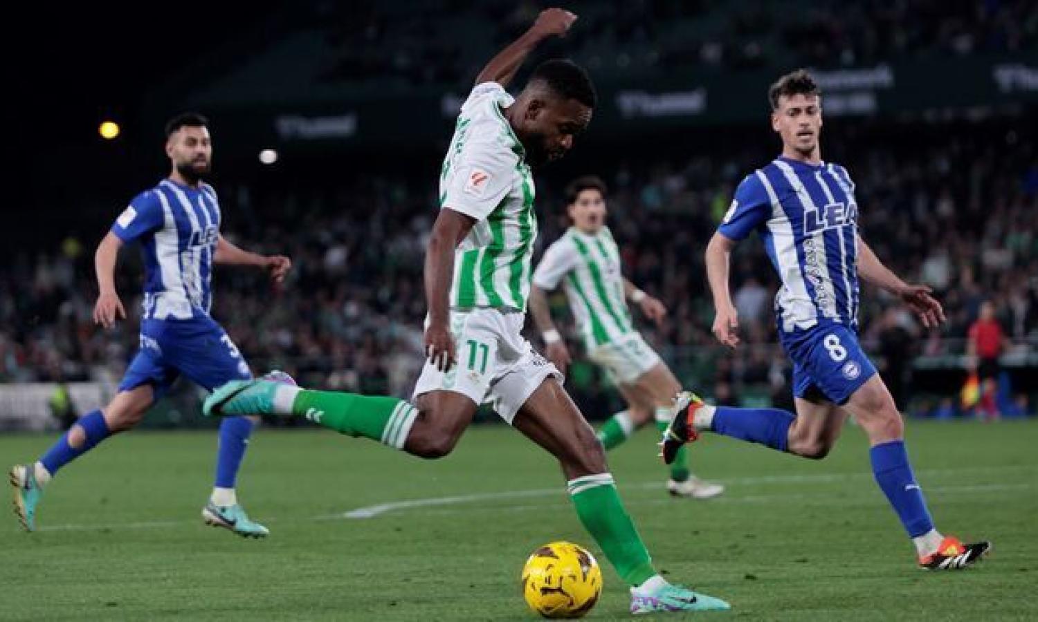Premier match de Bakambu avec le Réal Betis 
