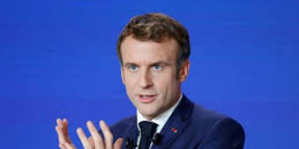 le chef de l'Etatfrancais en tete de sondage