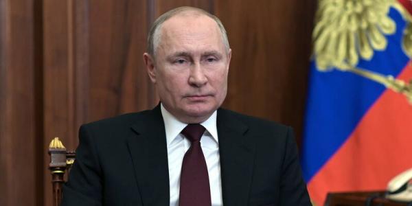 Poutine annonce la guerre en Ukraine
