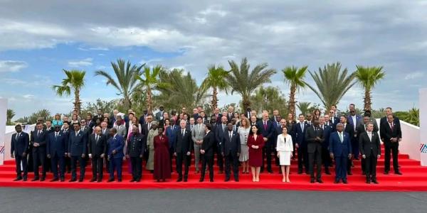 Photo de famille au sommet de l'OIF